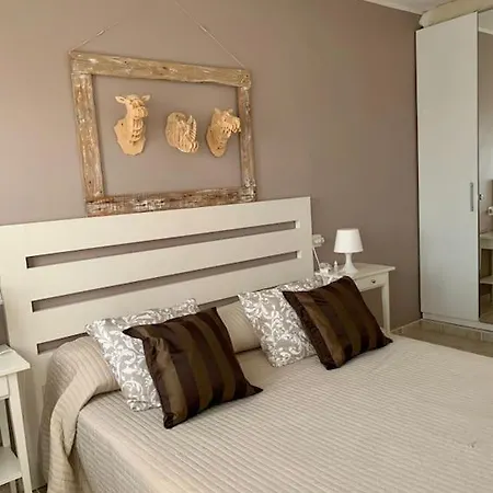 Casa Fra - Su 2 Piani, Confortevole E Accogliente, Wi-fi, Piscina Semesterbostad